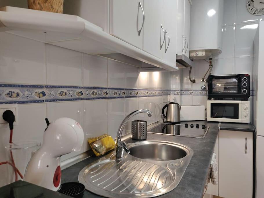 Apartamento Centrico En Fuengirola A 200 Metros De La Playa المظهر الخارجي الصورة
