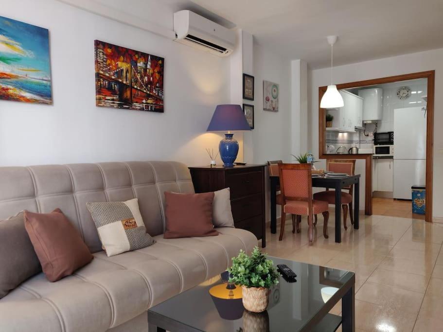 Apartamento Centrico En Fuengirola A 200 Metros De La Playa المظهر الخارجي الصورة